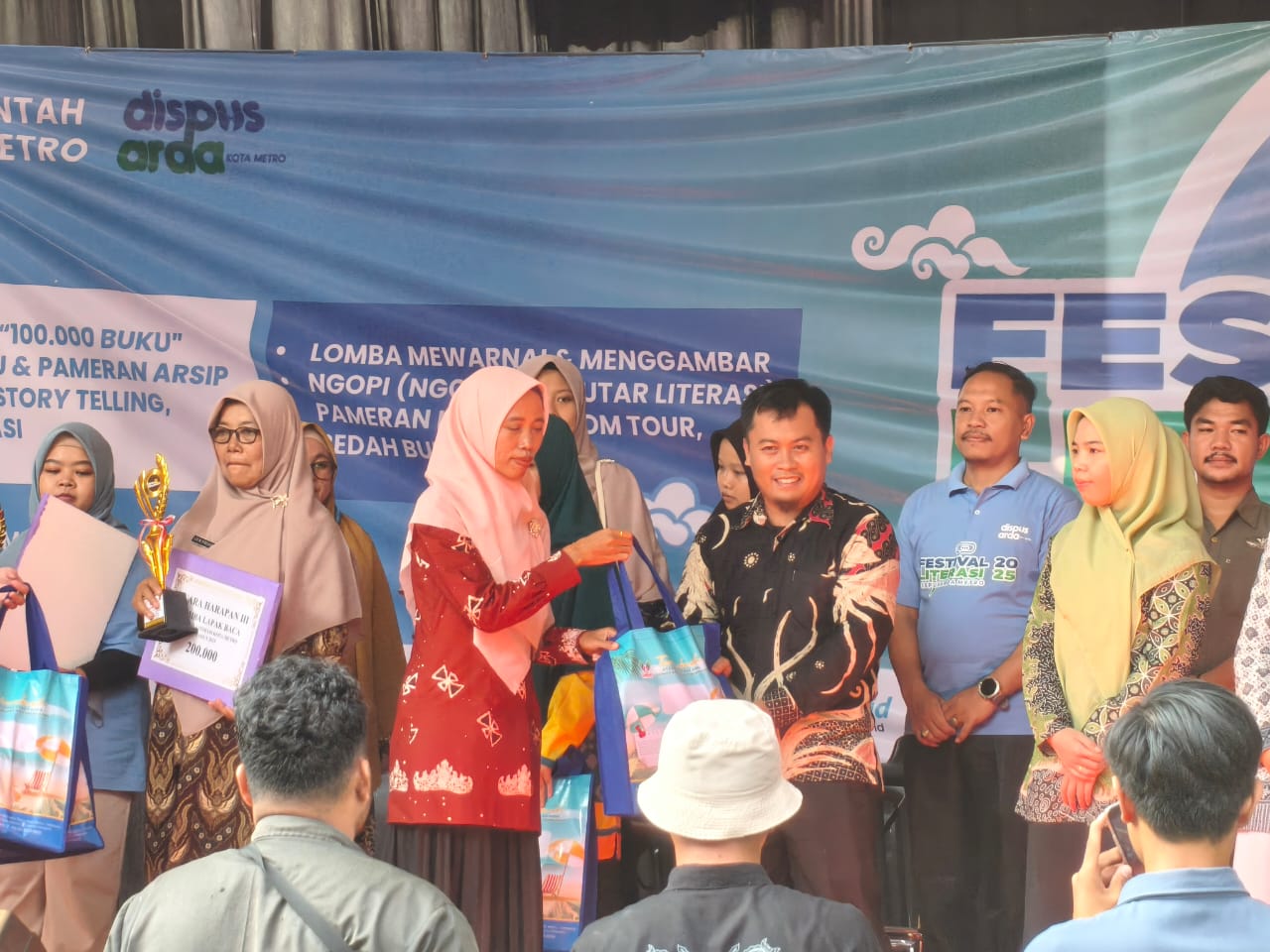 Lapak Baca juara