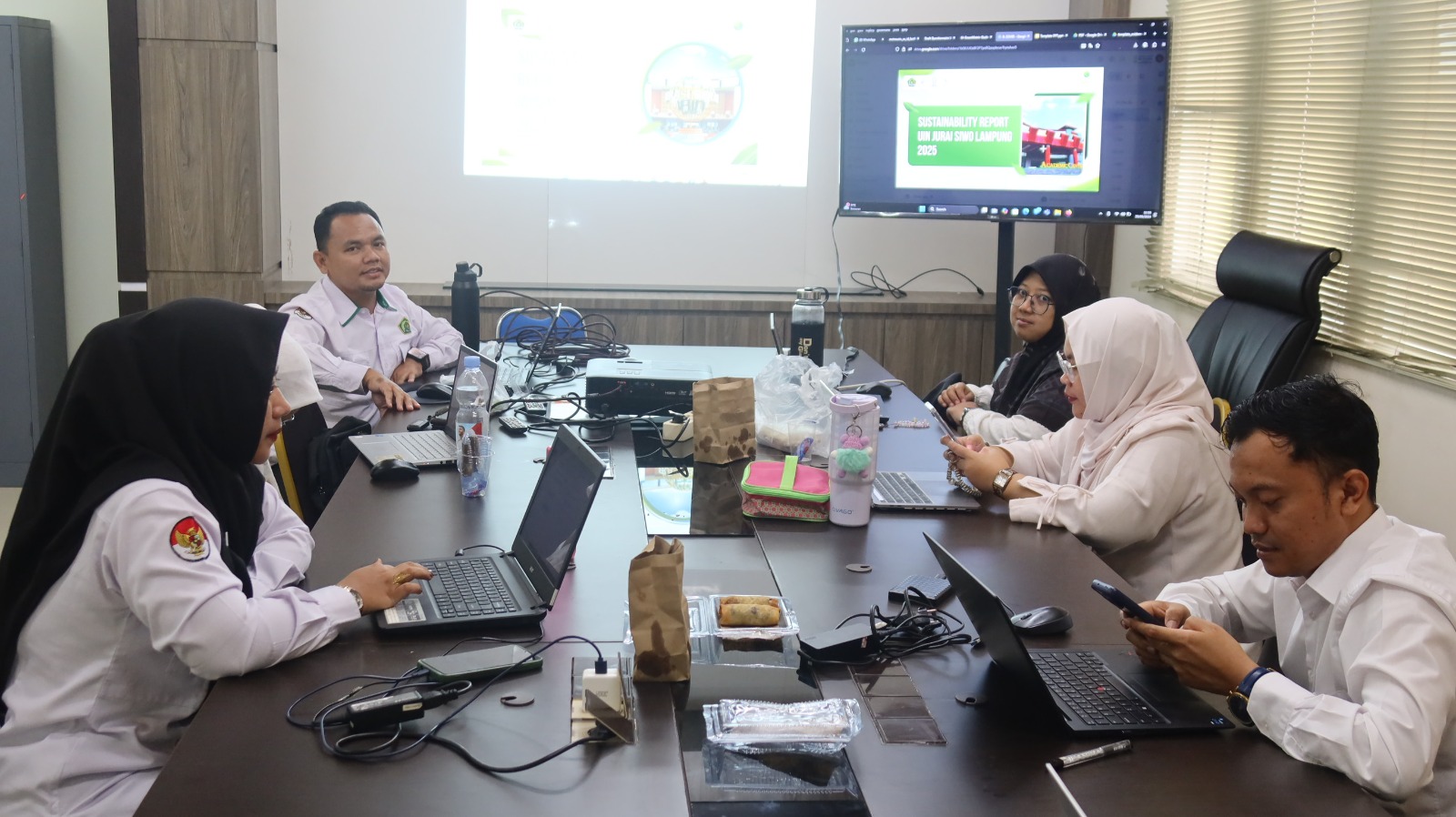 Rapat Green Metrik